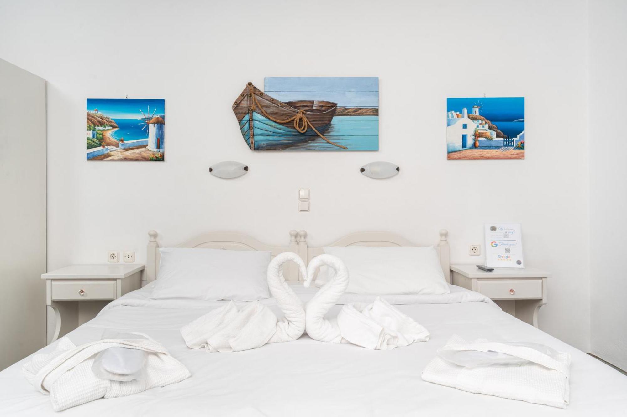 Eleni Rooms Parikia  Exterior photo